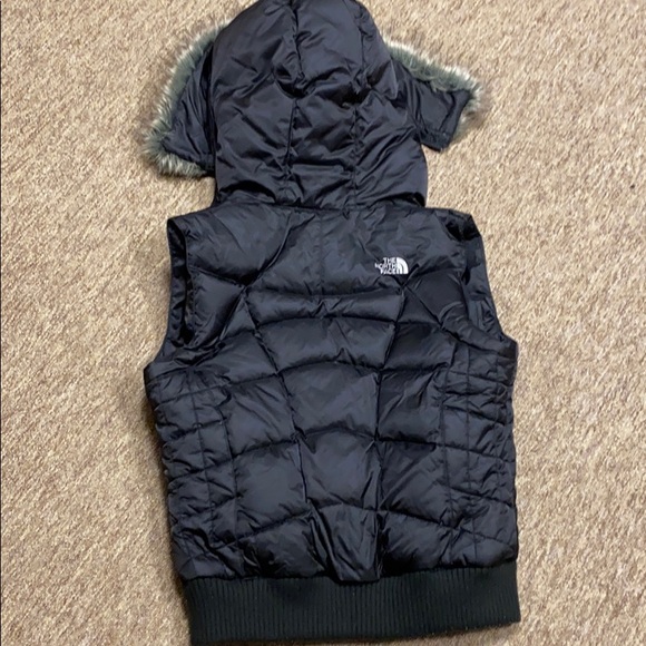 North face puffer vest. - Picture 3 of 3